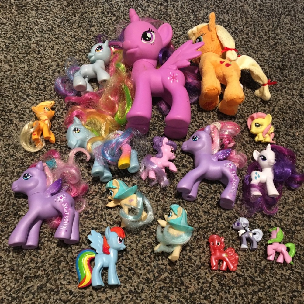 My Little Pony Toy Set - Purple, Blue, and Multicolor